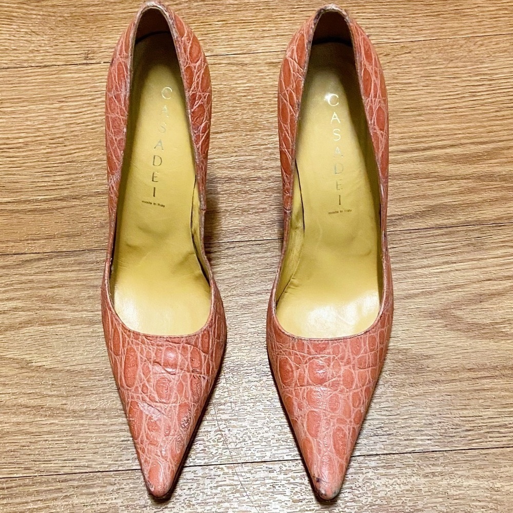 CASADEI Crocodile Pointed-Toe Pumps - Picture 2 of 12